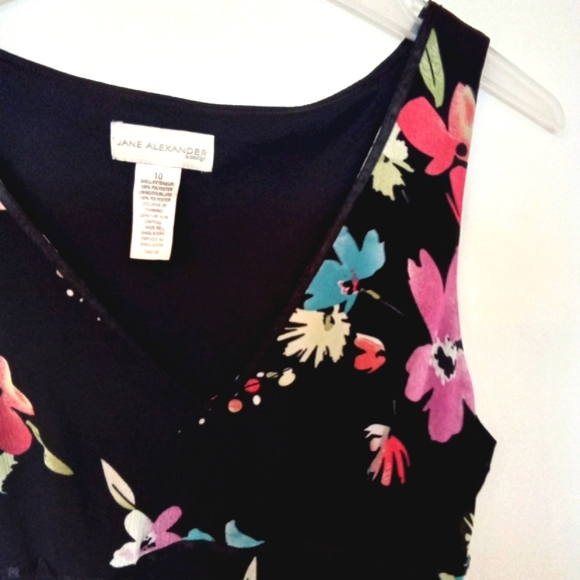 Jane Alexander Floral Midi Dress with Wrap style bodice - Picture 5 of 10